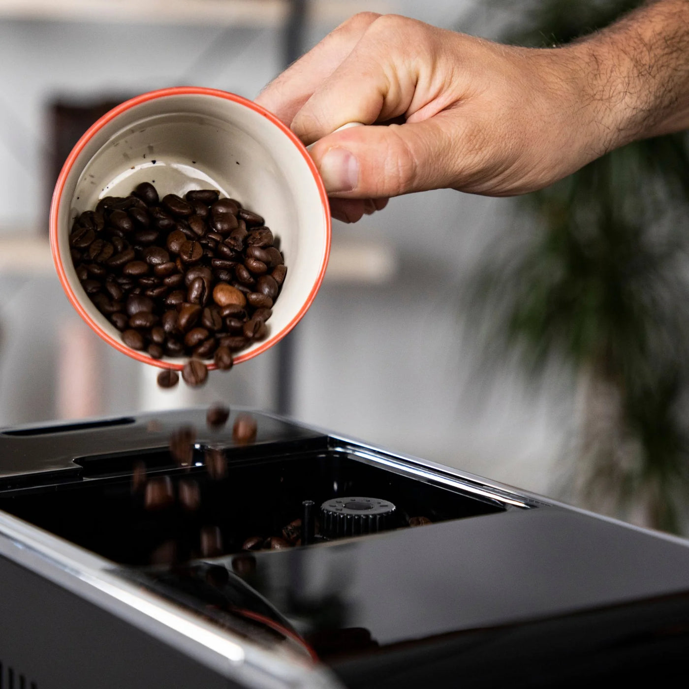 Máquina de Café Expresso Super Automática Solac